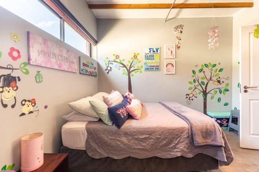 3 Bedroom Property for Sale in Vredehoek Western Cape